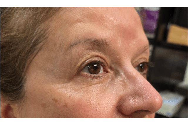 Centro de maquillaje 626 8909171 